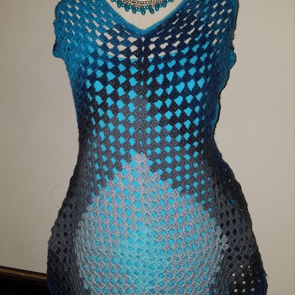 Crochet top - Picture 9 of 9